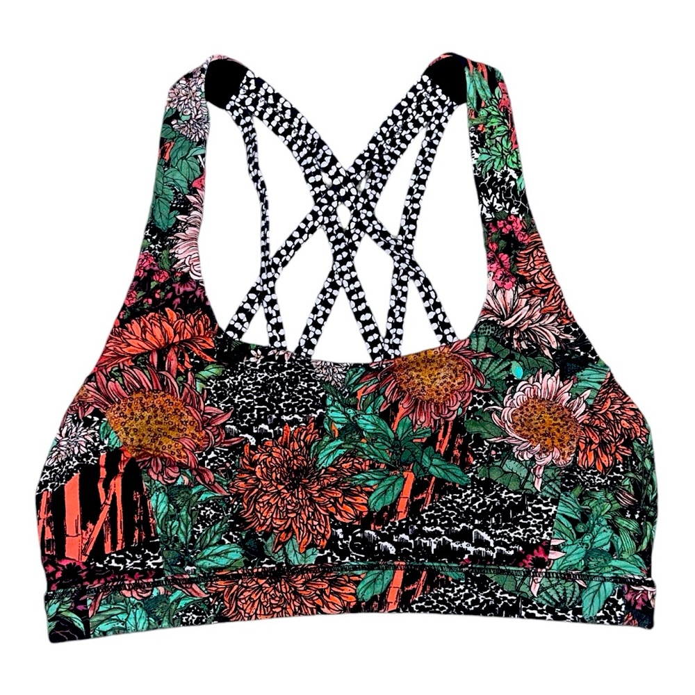 Lululemon size 4 strappy sports bra